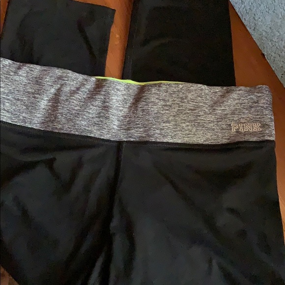 PINK Victoria's Secret Pants - Pink Victoria Secret capris